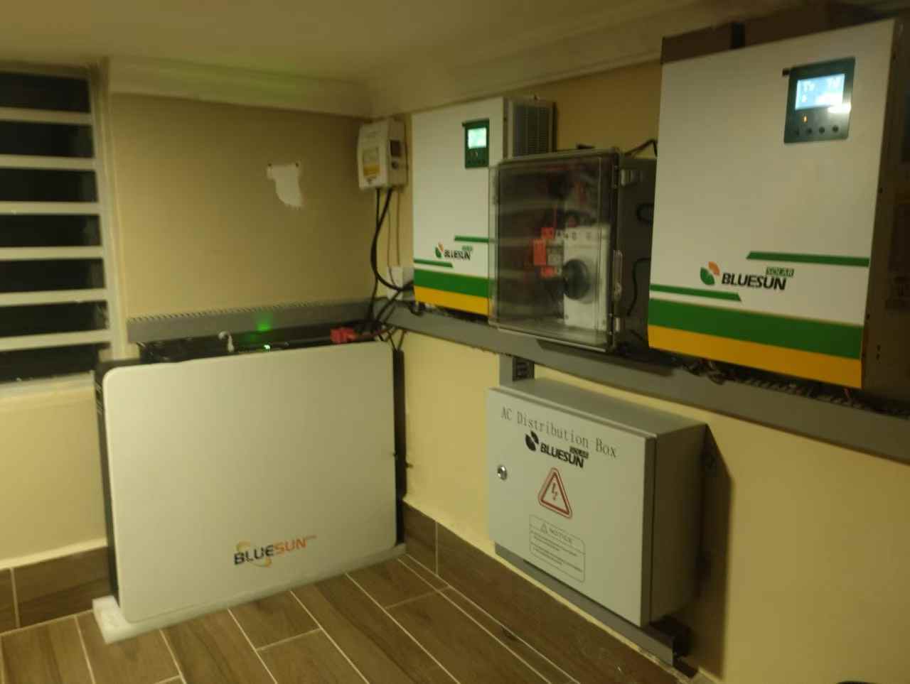 Hệ thống ngoài lưới điện 10kw ở Kenya