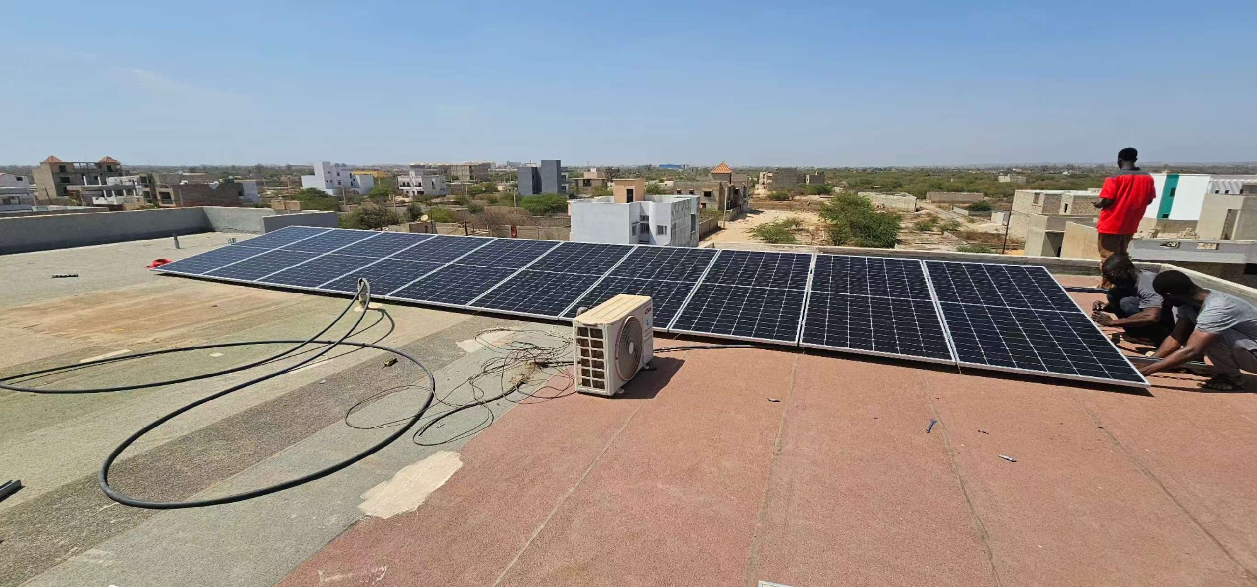 Hệ thống năng lượng mặt trời Hybird 10KW ở Senegal