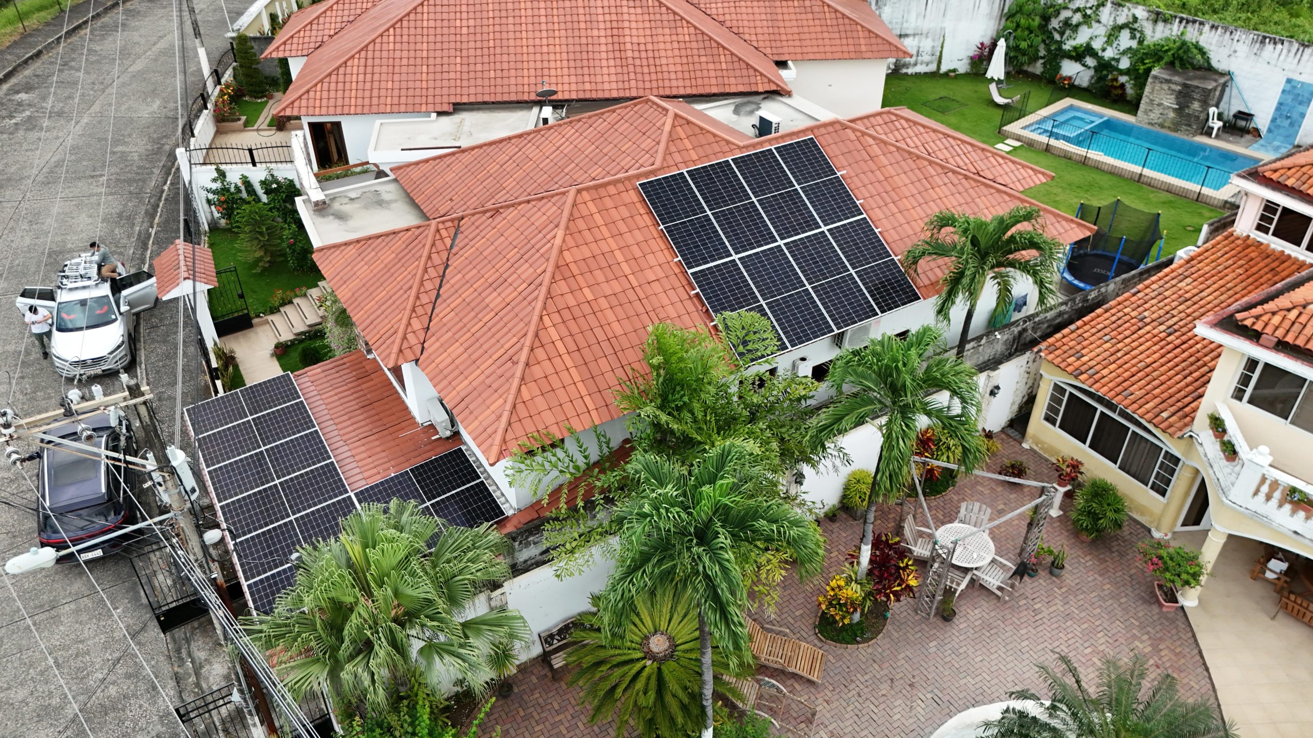 Hệ thống năng lượng mặt trời 12KW ở Ecuador
